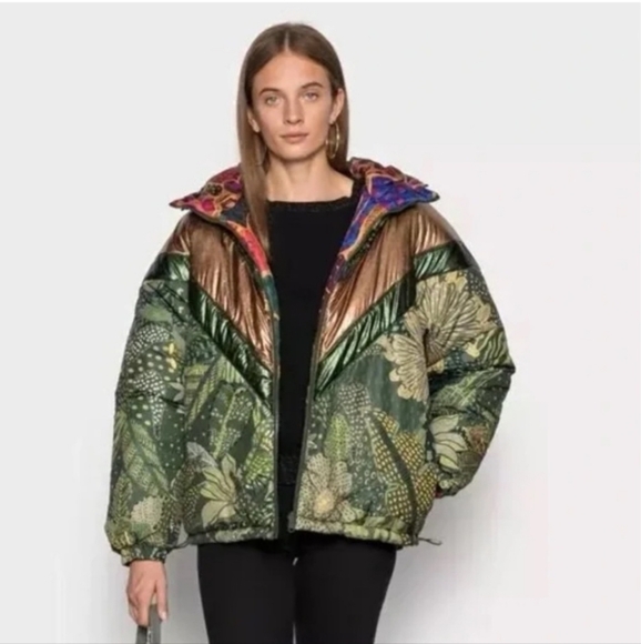 FARM RIO Cool Green Leopard Reversible Puffer Jacket Size Large NWT - Picture 5 of 13